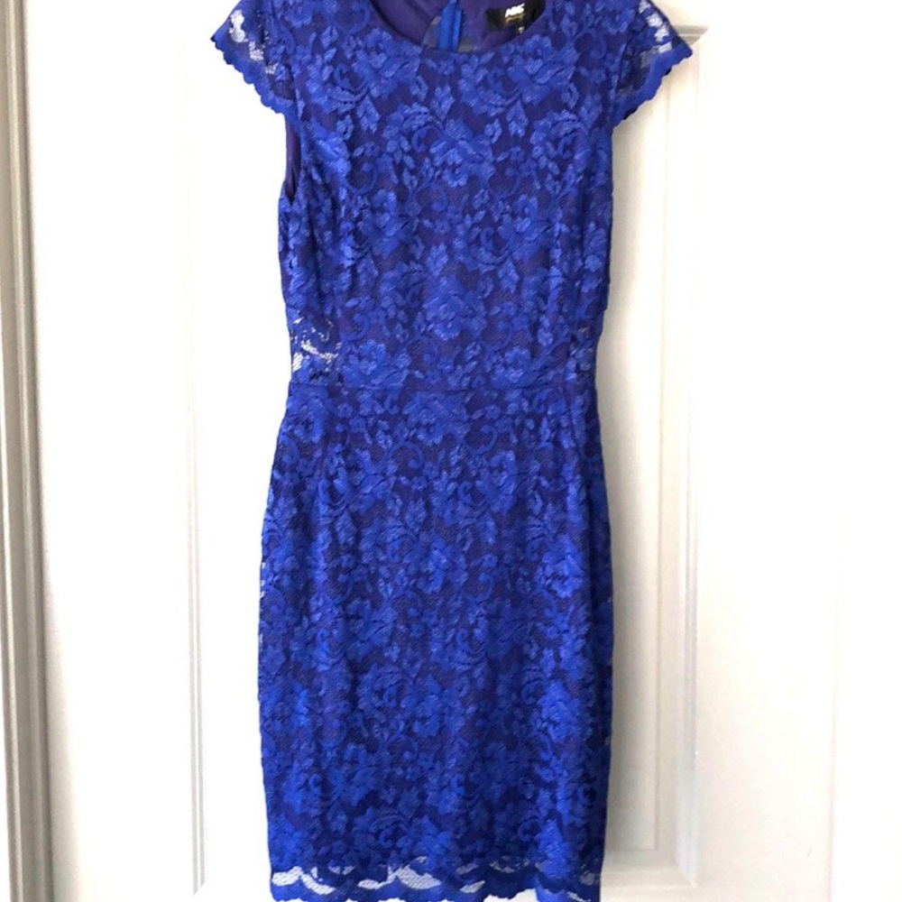 Lace blue dress